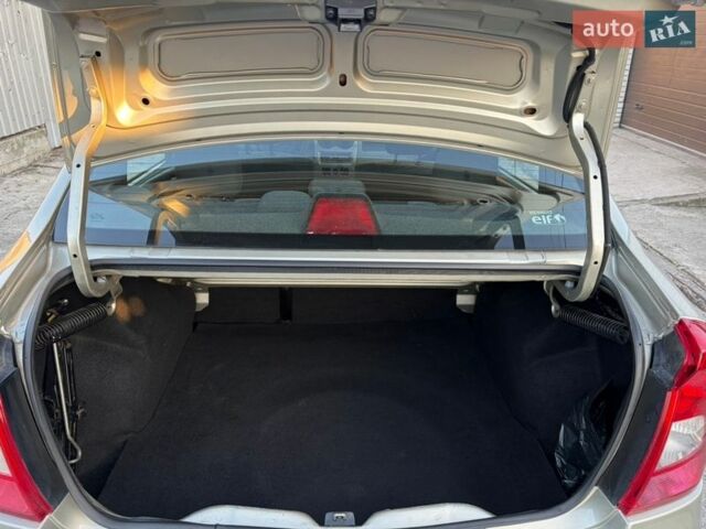 Сірий Рено Логан, об'ємом двигуна 1.4 л та пробігом 92 тис. км за 4200 $, фото 53 на Automoto.ua