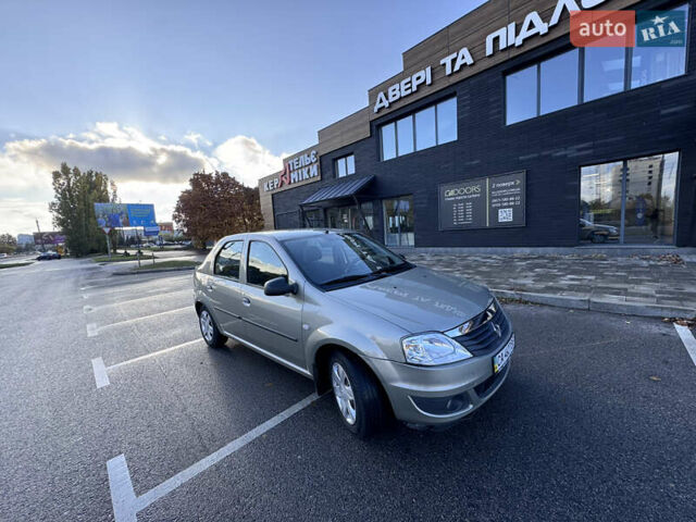 Рено Логан 2011 в Черкассах на Automoto.ua Серый Рено Логан, объемом двигателя 1.39 л и пробегом 97 тыс. км за 5800 $, фото 6 на Automoto.ua