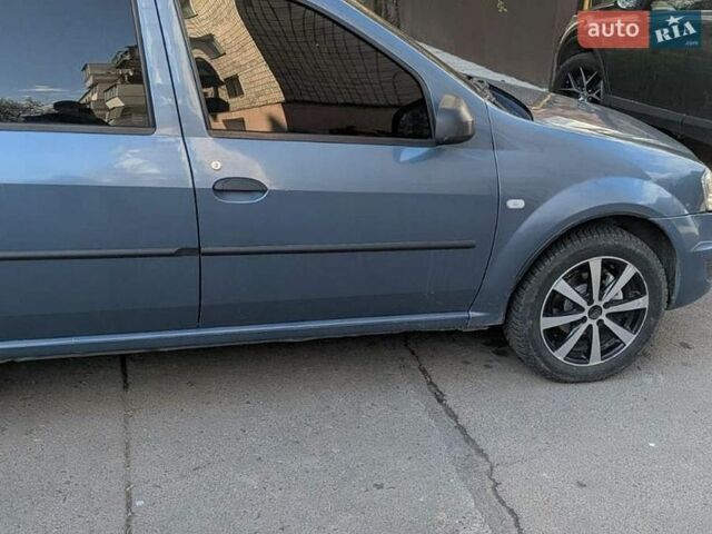 Серый Рено Логан, объемом двигателя 1.39 л и пробегом 155 тыс. км за 3250 $, фото 12 на Automoto.ua