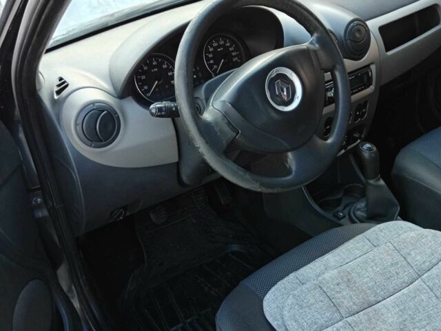 Серый Рено Логан, объемом двигателя 1.4 л и пробегом 241 тыс. км за 4500 $, фото 6 на Automoto.ua