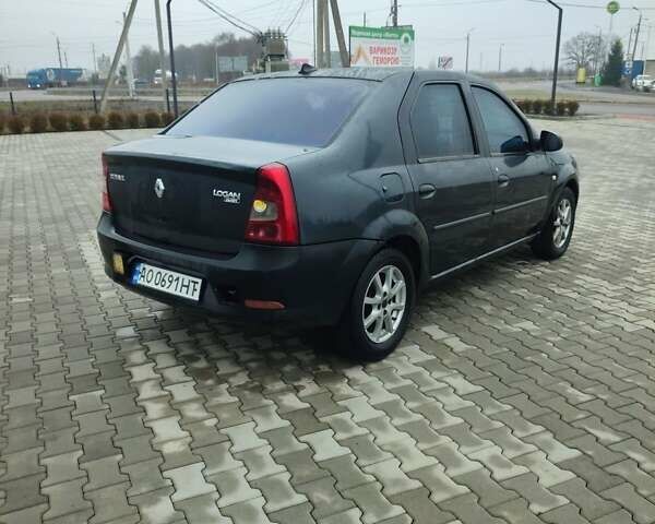 Сірий Рено Логан, об'ємом двигуна 1.4 л та пробігом 200 тис. км за 1499 $, фото 3 на Automoto.ua