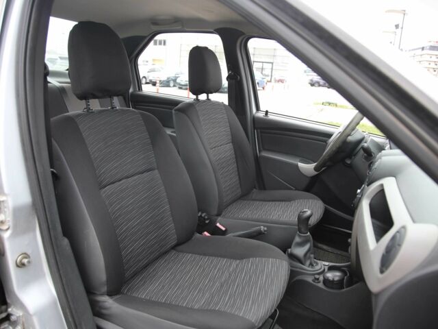 Сірий Рено Логан, об'ємом двигуна 1.4 л та пробігом 54 тис. км за 6400 $, фото 9 на Automoto.ua