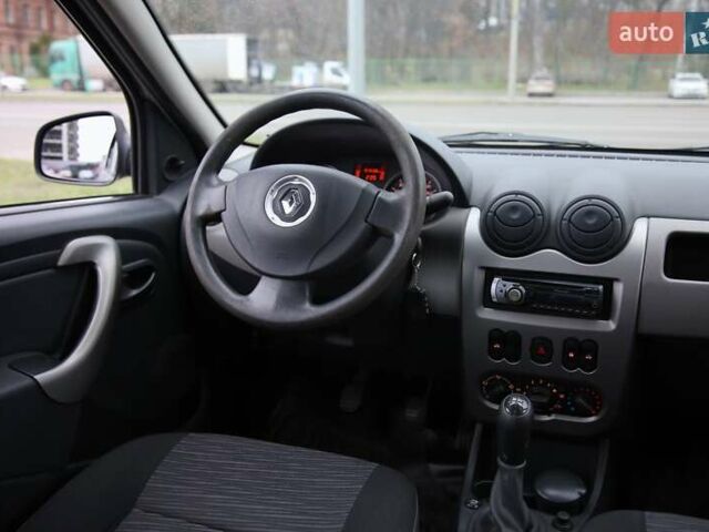 Сірий Рено Логан, об'ємом двигуна 1.39 л та пробігом 54 тис. км за 6400 $, фото 10 на Automoto.ua