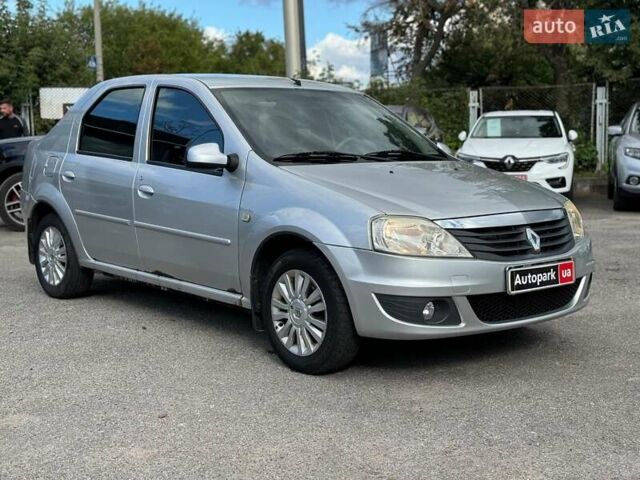Сірий Рено Логан, об'ємом двигуна 1.6 л та пробігом 263 тис. км за 5790 $, фото 2 на Automoto.ua