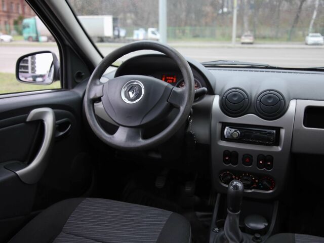 Сірий Рено Логан, об'ємом двигуна 1.4 л та пробігом 54 тис. км за 6400 $, фото 11 на Automoto.ua