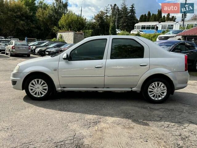 Сірий Рено Логан, об'ємом двигуна 1.6 л та пробігом 263 тис. км за 5790 $, фото 11 на Automoto.ua