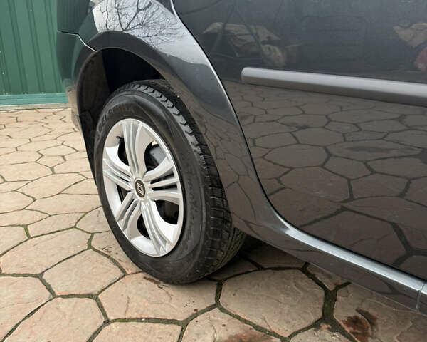 Серый Рено Логан, объемом двигателя 1.6 л и пробегом 115 тыс. км за 5950 $, фото 28 на Automoto.ua