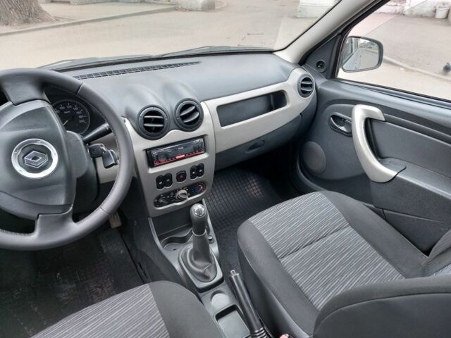 Серый Рено Логан, объемом двигателя 1.5 л и пробегом 148 тыс. км за 4950 $, фото 13 на Automoto.ua