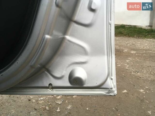 Серый Рено Логан, объемом двигателя 1.39 л и пробегом 302 тыс. км за 4500 $, фото 7 на Automoto.ua