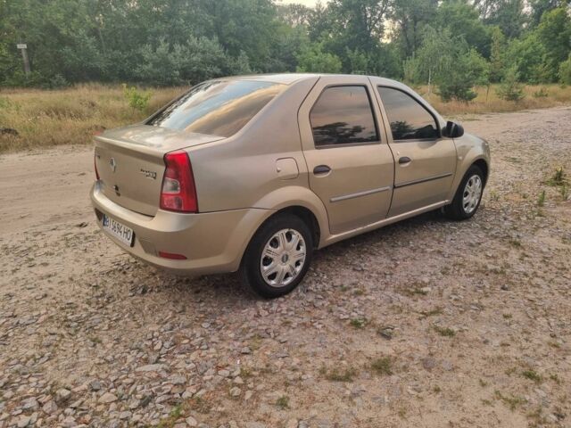 Серый Рено Логан, объемом двигателя 1.5 л и пробегом 280 тыс. км за 3500 $, фото 3 на Automoto.ua