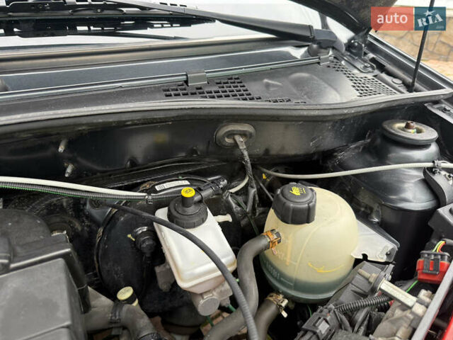 Серый Рено Логан, объемом двигателя 1.6 л и пробегом 115 тыс. км за 5950 $, фото 32 на Automoto.ua