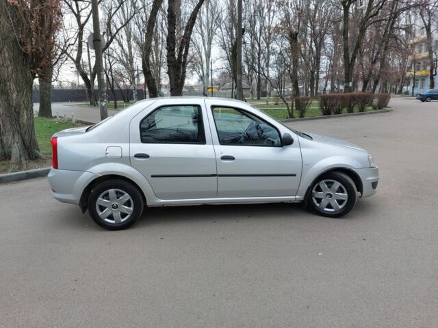 Серый Рено Логан, объемом двигателя 1.5 л и пробегом 148 тыс. км за 4950 $, фото 5 на Automoto.ua