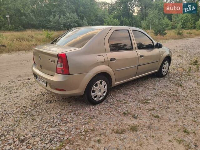 Серый Рено Логан, объемом двигателя 1.46 л и пробегом 300 тыс. км за 2900 $, фото 7 на Automoto.ua