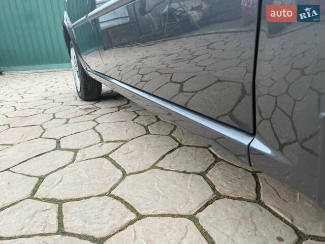 Серый Рено Логан, объемом двигателя 1.6 л и пробегом 115 тыс. км за 5950 $, фото 21 на Automoto.ua