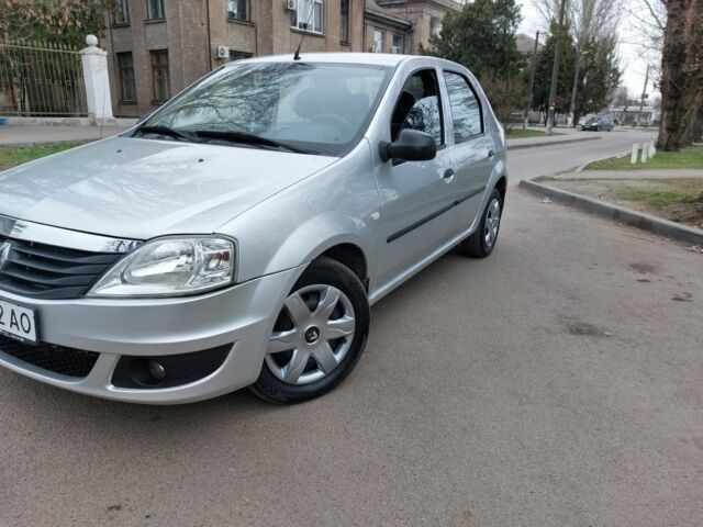 Серый Рено Логан, объемом двигателя 1.5 л и пробегом 148 тыс. км за 4950 $, фото 15 на Automoto.ua