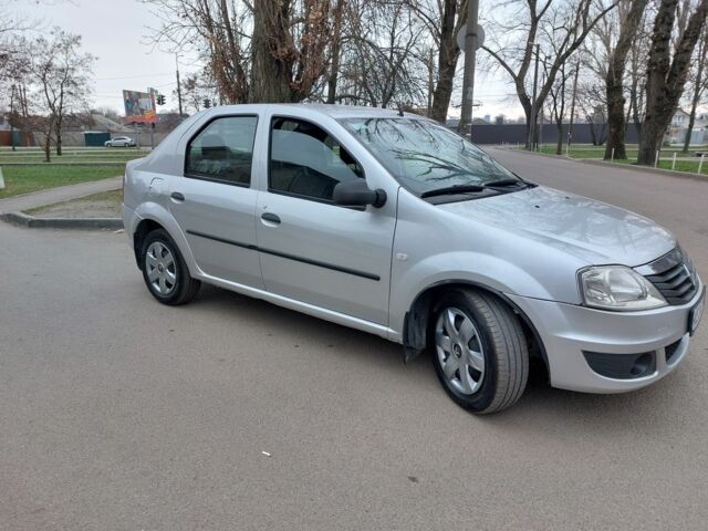 Серый Рено Логан, объемом двигателя 1.5 л и пробегом 148 тыс. км за 4950 $, фото 8 на Automoto.ua