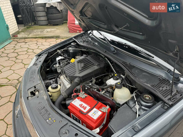 Серый Рено Логан, объемом двигателя 1.6 л и пробегом 115 тыс. км за 5950 $, фото 31 на Automoto.ua