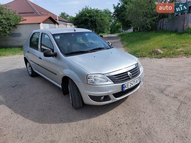 Серый Рено Логан, объемом двигателя 1.46 л и пробегом 200 тыс. км за 4999 $, фото 6 на Automoto.ua