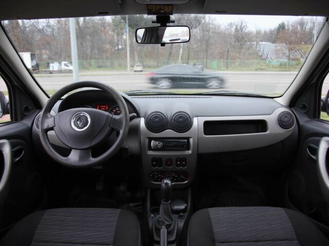 Сірий Рено Логан, об'ємом двигуна 1.4 л та пробігом 54 тис. км за 6400 $, фото 12 на Automoto.ua