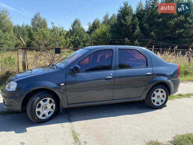 Серый Рено Логан, объемом двигателя 1.39 л и пробегом 187 тыс. км за 5200 $, фото 4 на Automoto.ua