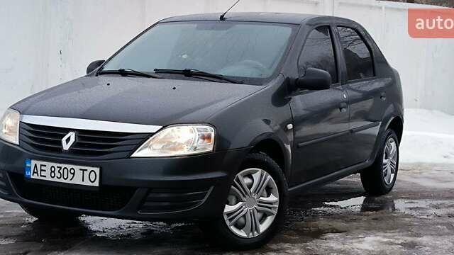 Серый Рено Логан, объемом двигателя 1.46 л и пробегом 98 тыс. км за 4650 $, фото 2 на Automoto.ua