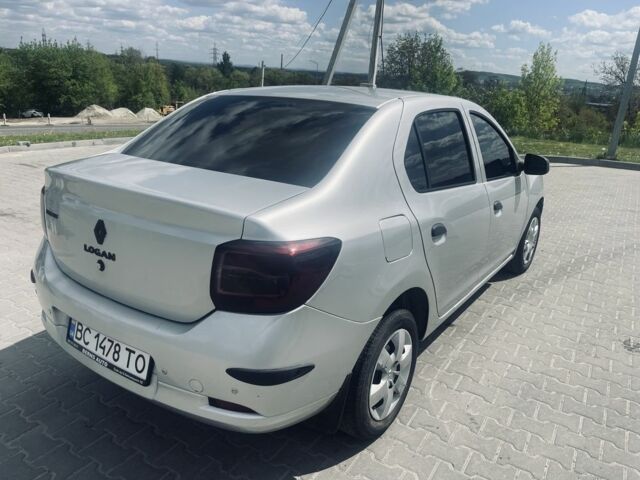 Серый Рено Логан, объемом двигателя 1.1 л и пробегом 195 тыс. км за 5300 $, фото 3 на Automoto.ua