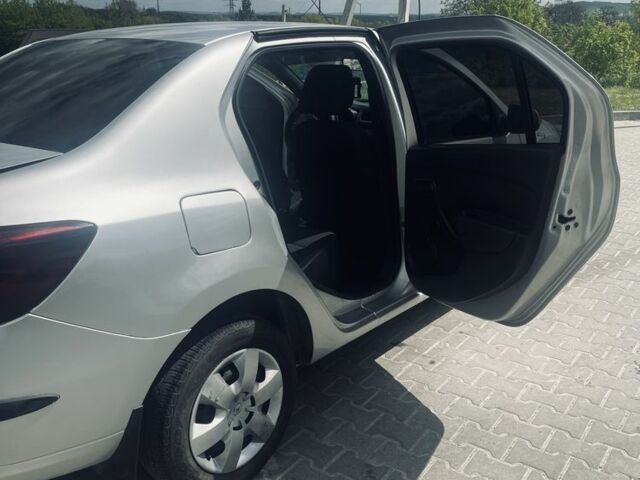 Серый Рено Логан, объемом двигателя 1.1 л и пробегом 198 тыс. км за 4200 $, фото 16 на Automoto.ua