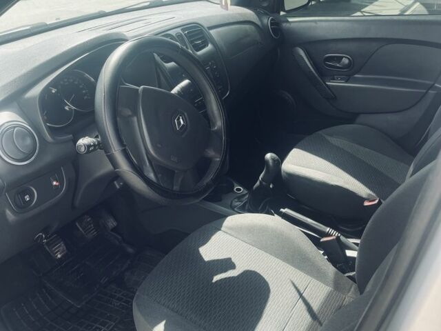 Серый Рено Логан, объемом двигателя 1.1 л и пробегом 198 тыс. км за 4200 $, фото 7 на Automoto.ua