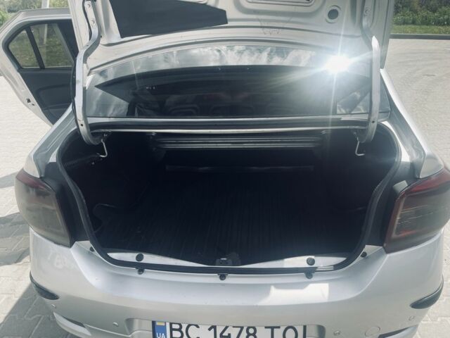 Серый Рено Логан, объемом двигателя 1.1 л и пробегом 198 тыс. км за 4200 $, фото 14 на Automoto.ua