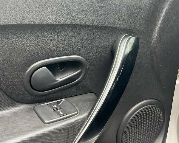 Сірий Рено Логан, об'ємом двигуна 1.46 л та пробігом 158 тис. км за 6900 $, фото 9 на Automoto.ua