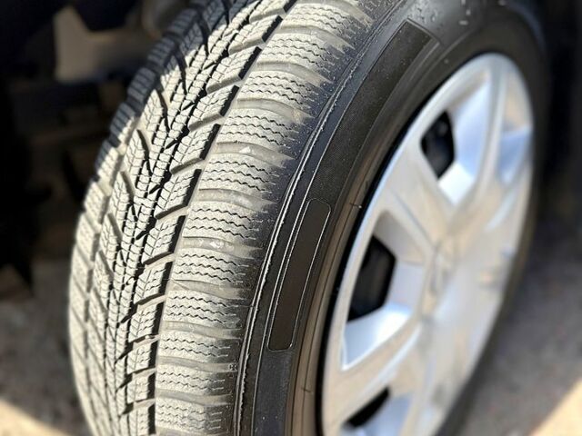 Сірий Рено Логан, об'ємом двигуна 1.2 л та пробігом 179 тис. км за 5900 $, фото 8 на Automoto.ua