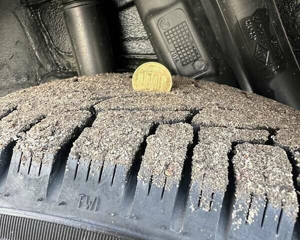 Серый Рено Логан, объемом двигателя 1.1 л и пробегом 58 тыс. км за 5500 $, фото 10 на Automoto.ua