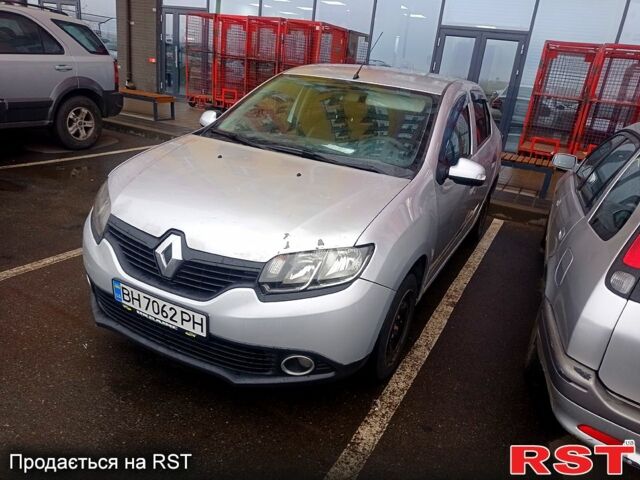 Серый Рено Логан, объемом двигателя 1.5 л и пробегом 380 тыс. км за 4200 $, фото 2 на Automoto.ua