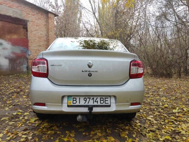 Серый Рено Логан, объемом двигателя 1.1 л и пробегом 118 тыс. км за 6400 $, фото 4 на Automoto.ua