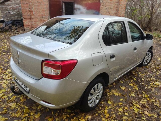 Серый Рено Логан, объемом двигателя 1.1 л и пробегом 118 тыс. км за 6400 $, фото 3 на Automoto.ua