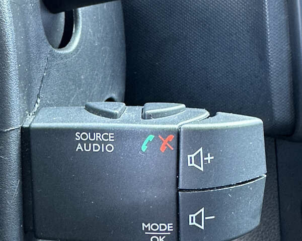 Серый Рено Логан, объемом двигателя 1.5 л и пробегом 164 тыс. км за 6200 $, фото 15 на Automoto.ua