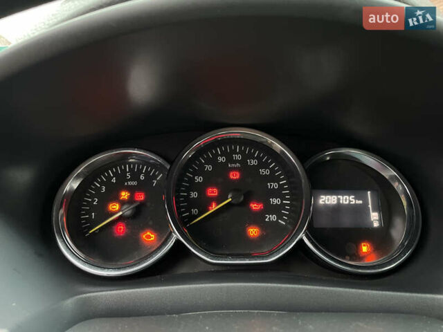 Серый Рено Логан, объемом двигателя 1.46 л и пробегом 208 тыс. км за 5150 $, фото 9 на Automoto.ua