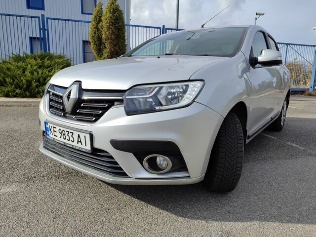 Рено Логан 2016 в Синельниковом на Automoto.ua Серый Рено Логан, объемом двигателя 1.5 л и пробегом 172 тыс. км за 7300 $, фото 6 на Automoto.ua