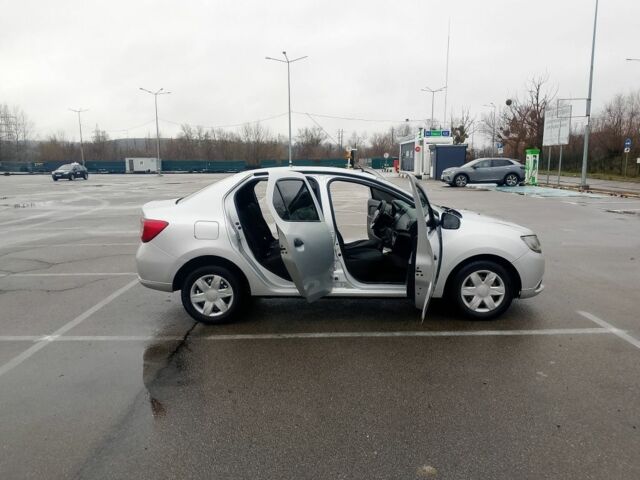 Сірий Рено Логан, об'ємом двигуна 1.1 л та пробігом 285 тис. км за 4500 $, фото 15 на Automoto.ua