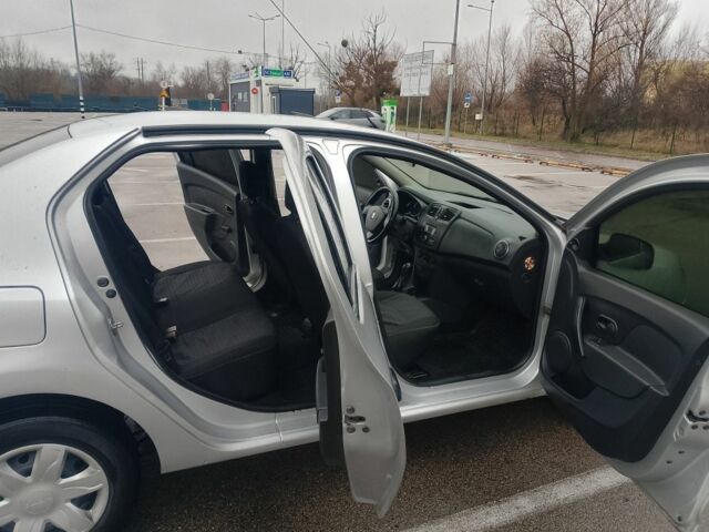 Сірий Рено Логан, об'ємом двигуна 1.1 л та пробігом 285 тис. км за 4500 $, фото 10 на Automoto.ua