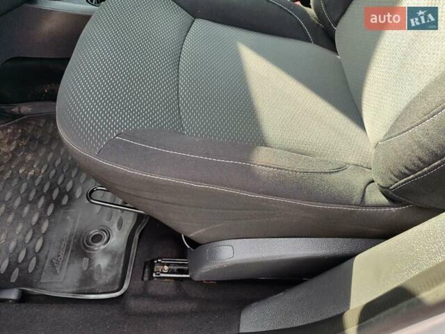 Серый Рено Логан, объемом двигателя 1.5 л и пробегом 172 тыс. км за 7300 $, фото 4 на Automoto.ua
