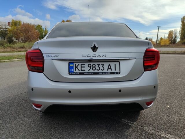 Рено Логан 2016 в Синельниковом на Automoto.ua Серый Рено Логан, объемом двигателя 1.5 л и пробегом 172 тыс. км за 7300 $, фото 15 на Automoto.ua