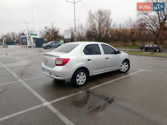 Серый Рено Логан, объемом двигателя 1.15 л и пробегом 285 тыс. км за 4800 $, фото 1 на Automoto.ua