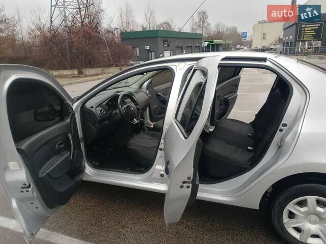 Серый Рено Логан, объемом двигателя 1.15 л и пробегом 285 тыс. км за 4800 $, фото 19 на Automoto.ua