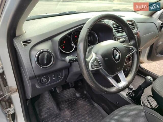 Серый Рено Логан, объемом двигателя 1.5 л и пробегом 172 тыс. км за 7300 $, фото 15 на Automoto.ua