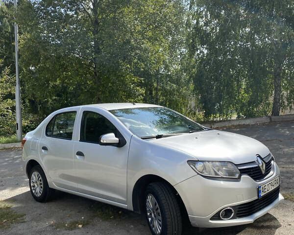 Серый Рено Логан, объемом двигателя 1.5 л и пробегом 270 тыс. км за 7200 $, фото 16 на Automoto.ua