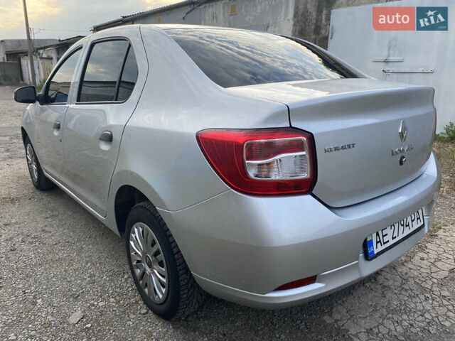 Серый Рено Логан, объемом двигателя 1.5 л и пробегом 270 тыс. км за 7200 $, фото 12 на Automoto.ua