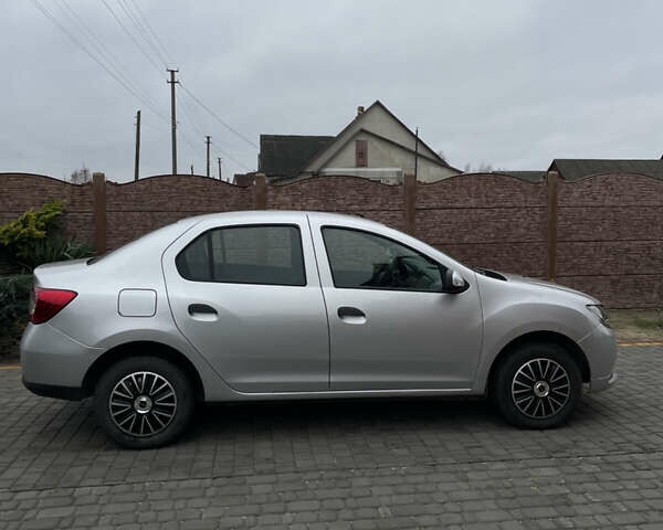 Серый Рено Логан, объемом двигателя 1.46 л и пробегом 208 тыс. км за 5150 $, фото 4 на Automoto.ua