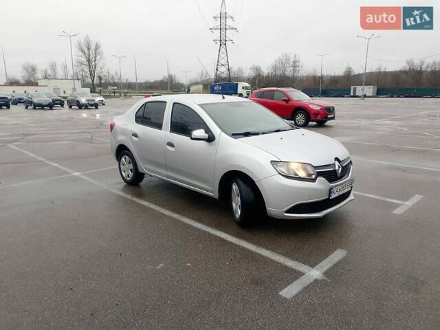 Серый Рено Логан, объемом двигателя 1.15 л и пробегом 285 тыс. км за 4800 $, фото 2 на Automoto.ua