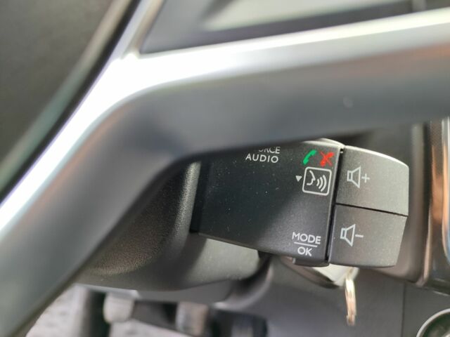 Рено Логан 2016 в Синельниковом на Automoto.ua Серый Рено Логан, объемом двигателя 1.5 л и пробегом 172 тыс. км за 7300 $, фото 19 на Automoto.ua